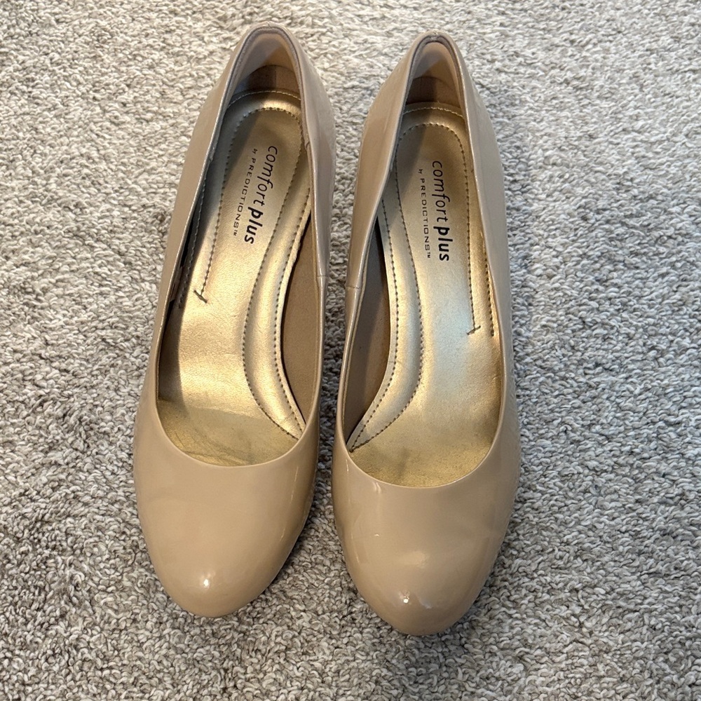 Comfort Plus by Predictions Beige Heels